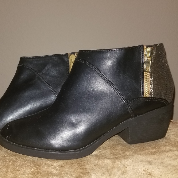 BC Footwear Shoes - BC Footwear Ankle Boots / Booties - gold & black